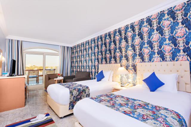 Royal Lagoon Aqua Resort & Spa