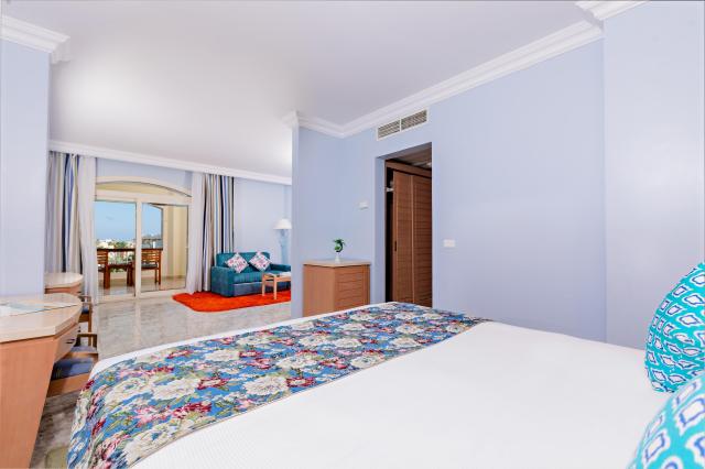 Royal Lagoon Aqua Resort & Spa
