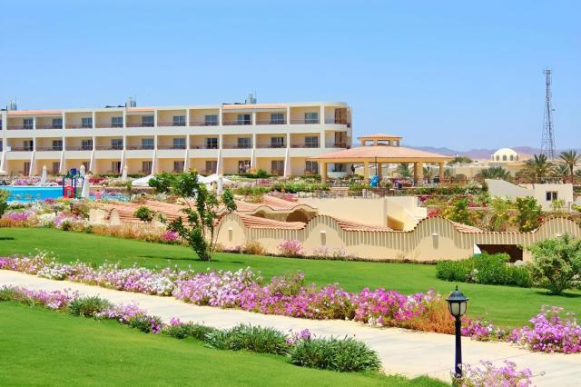 Royal Brayka Beach Resort