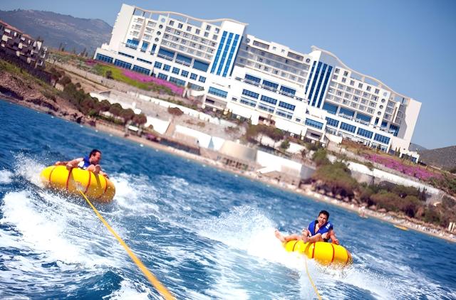 Aria Claros Beach