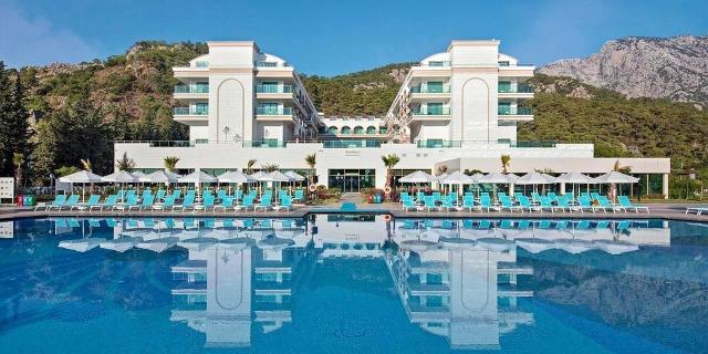 Dosinia Luxury