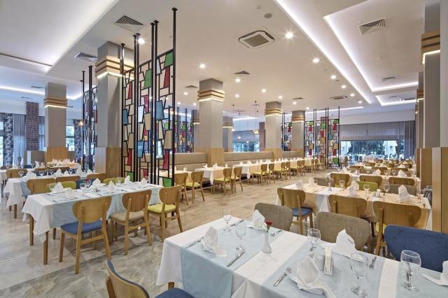 Dosinia Luxury