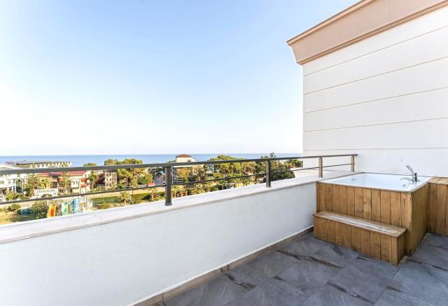 Dosinia Luxury