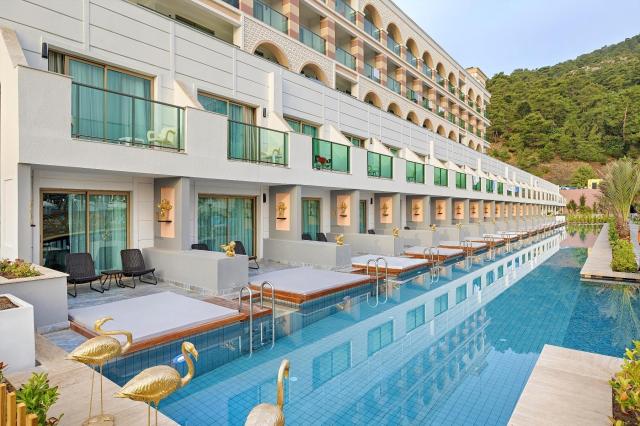 Dosinia Luxury