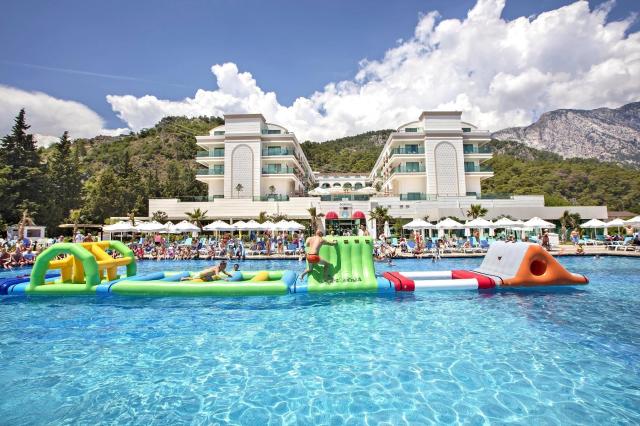 Dosinia Luxury