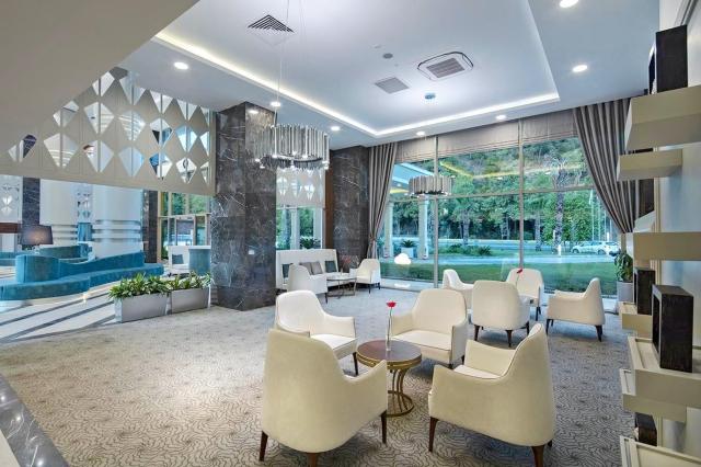 Dosinia Luxury