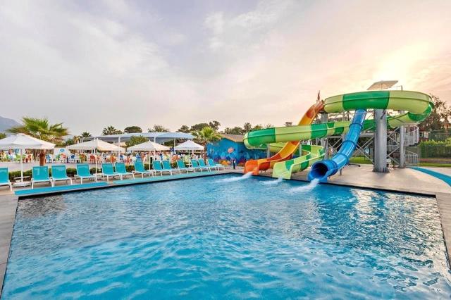 Dosinia Luxury