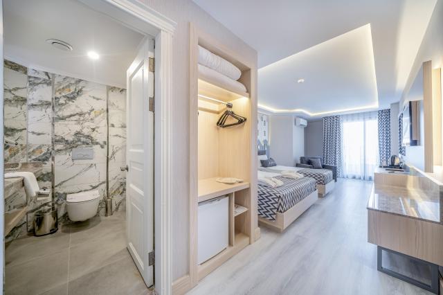 Aria Resort Hotel & Spa