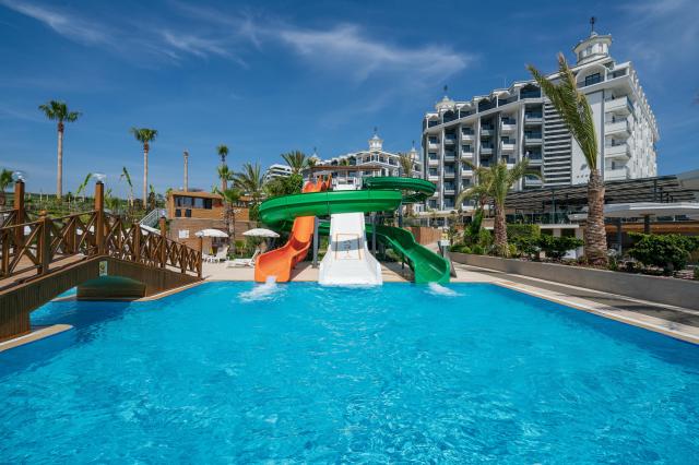 Aria Resort Hotel & Spa