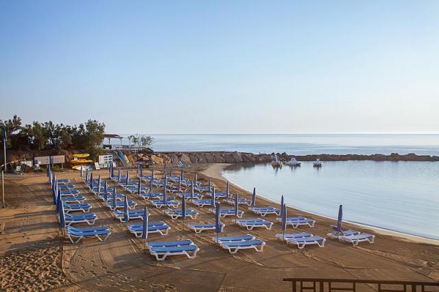 Cavo Maris Beach