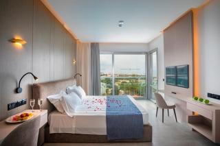 Cavo Maris Beach