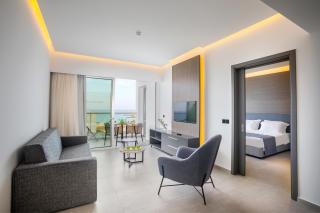 Cavo Maris Beach