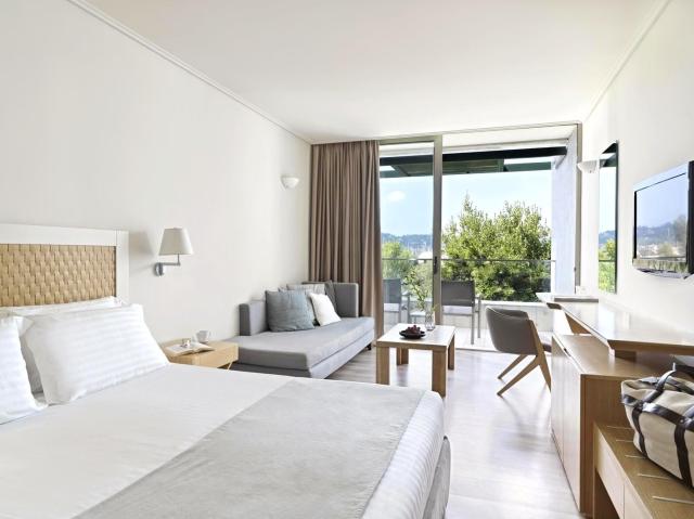 Kontokali Bay Resort & Spa