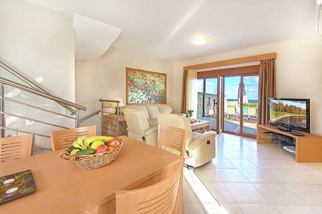 Horizon Line Villas