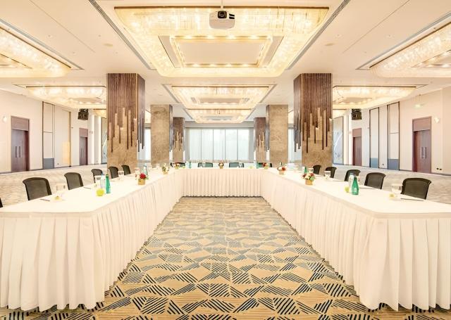 Radisson Blu Hotel & Resort, Abu Dhabi Corniche