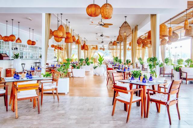 Radisson Blu Hotel & Resort, Abu Dhabi Corniche