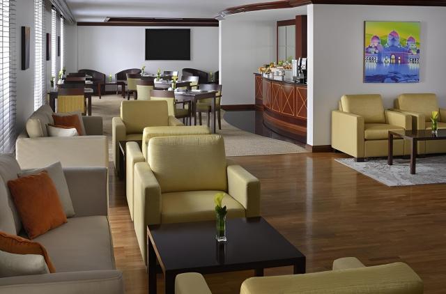 Mövenpick Bur Dubai