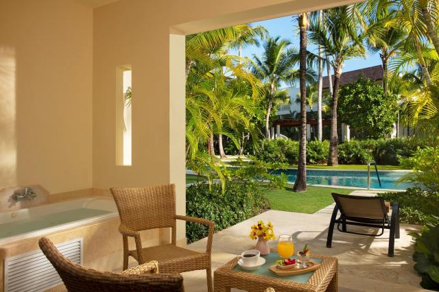Now Larimar Punta Cana