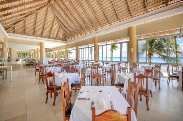 Viva Wyndham Dominicus Beach