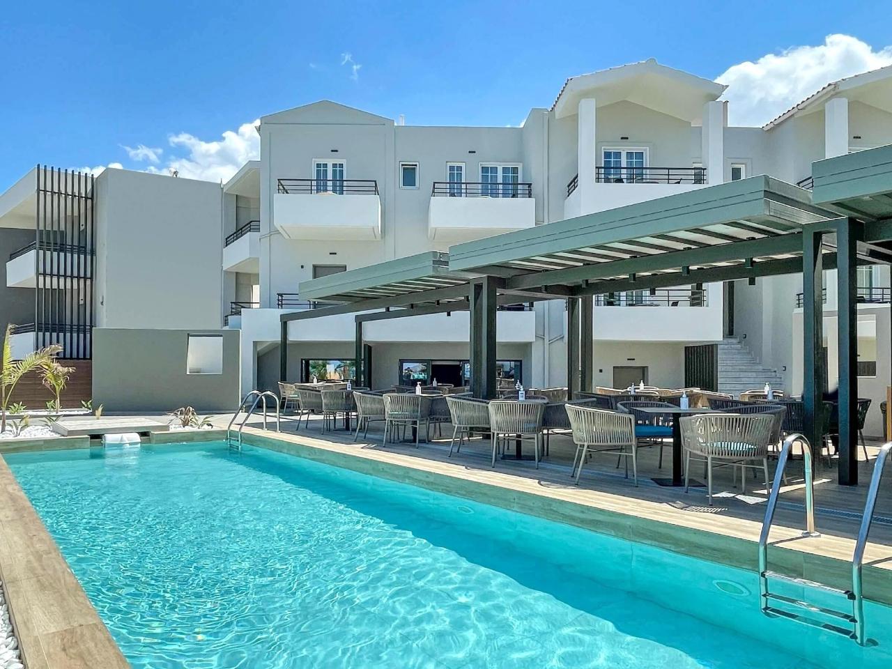 Mare Blue & Suites