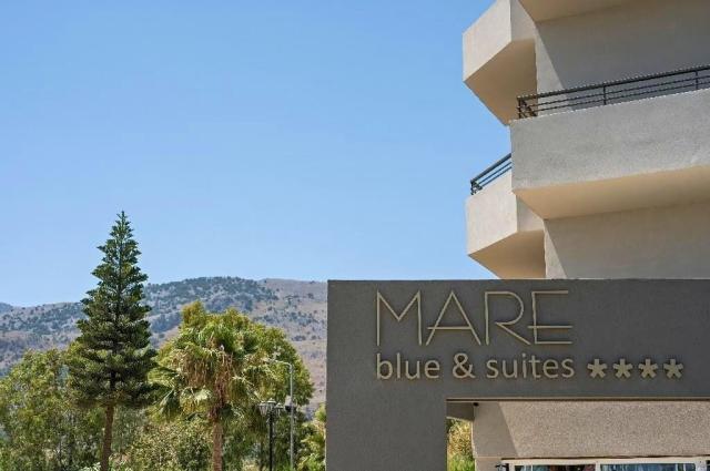 Mare Blue & Suites