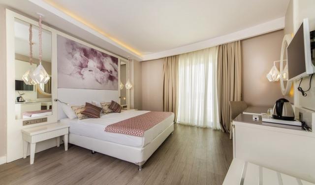 Diamond Premium Hotel & SPA