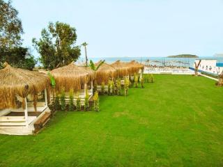 Tiana Beach