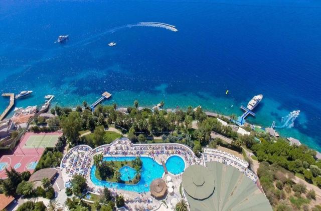 Bodrum Holiday Resort & SPA