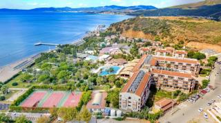 Club Yali Hotel & Resort