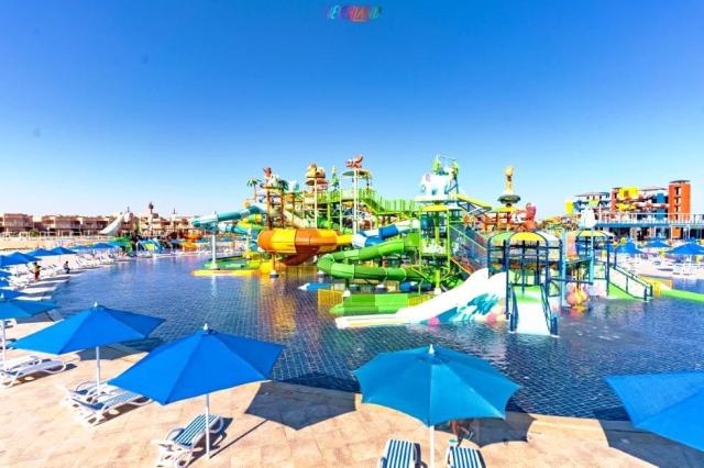 Pickalbatros Water Valley Resort Neverland Hughada