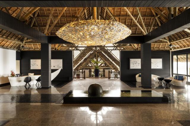 Constance Belle Mare Plage Resort