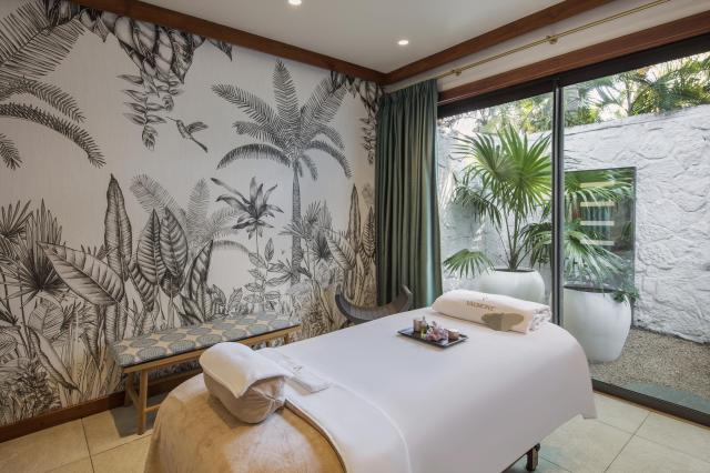 Royal Palm Beachcomber Luxury