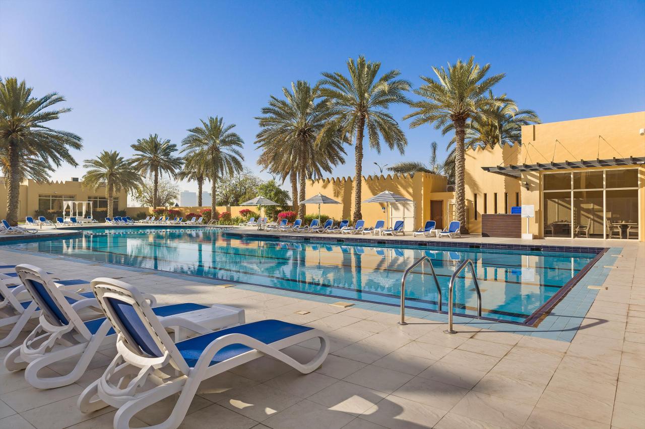 Al Hamra Village Golf