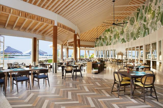 Le Meridien Maldives Resort & Spa
