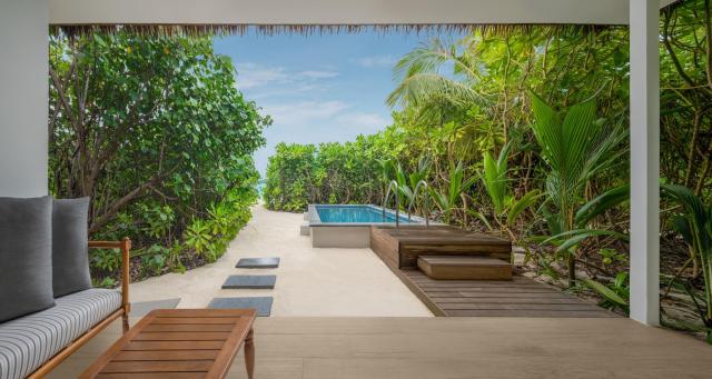 Le Meridien Maldives Resort & Spa