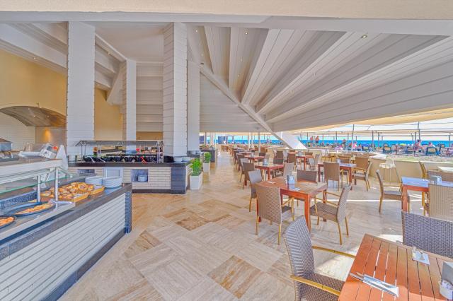 Monachus Family Resort