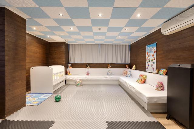 Monachus Family Resort