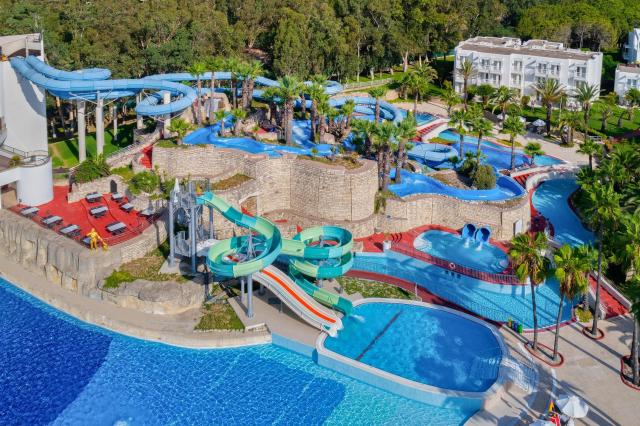 Monachus Family Resort