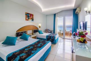 Kleopatra Ada Beach