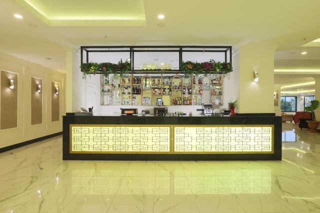 Eos Beach Resort