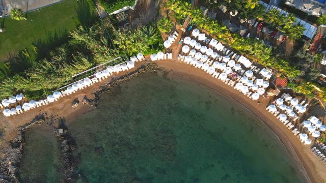 Eos Beach Resort