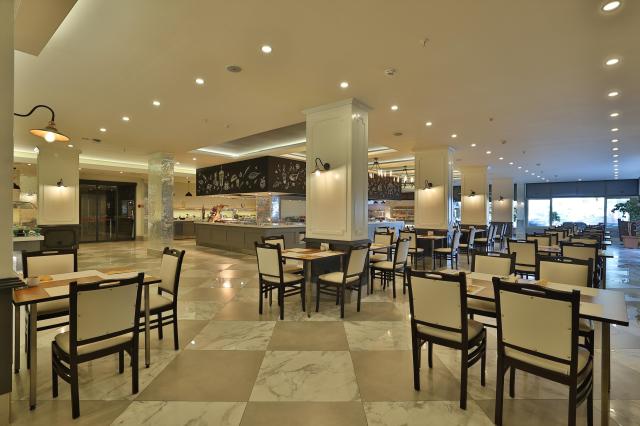 Eos Beach Resort