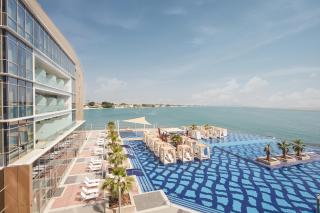 Royal M Hotel & Resort