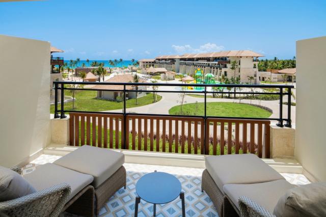 Dreams Playa Esmeralda Resort & Spa