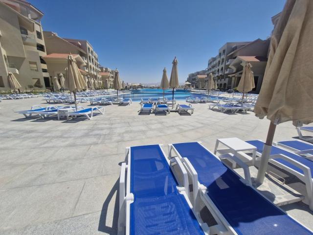 Serenity Sky Arc Sahl Hasheesh