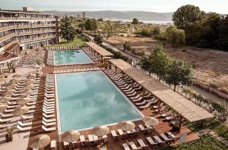 Sunny Beach Club