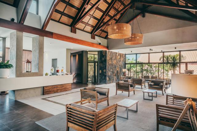 Crystals Beach Resort Belle Mare
