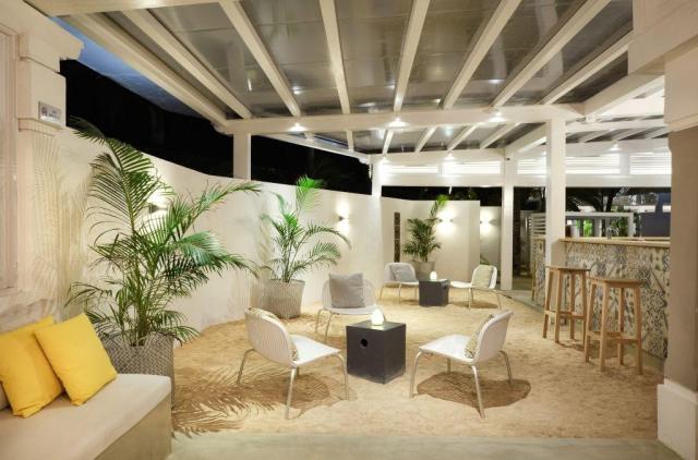 Le Tropical