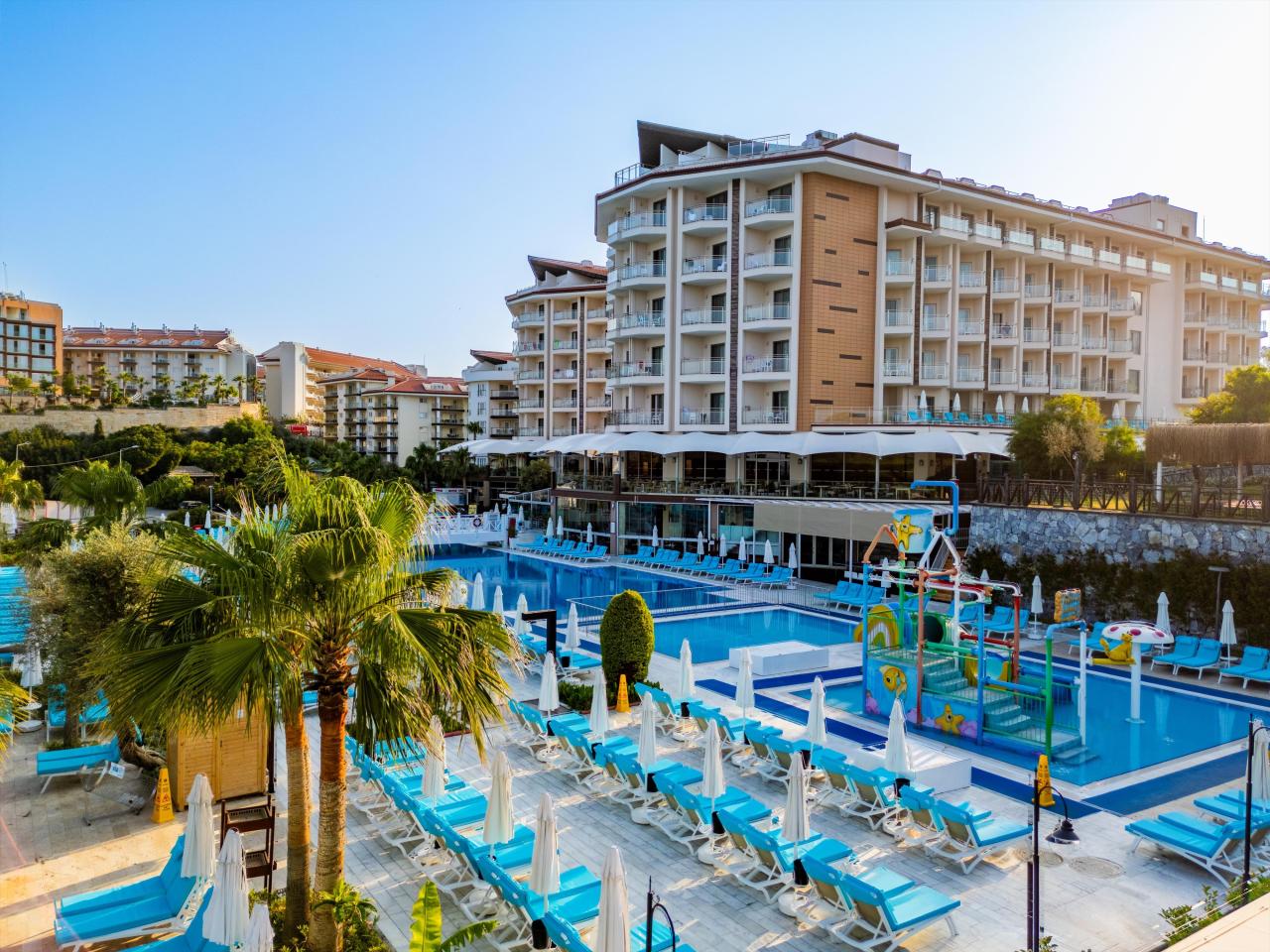 Ramada Resort By Wyndham Kusadasi