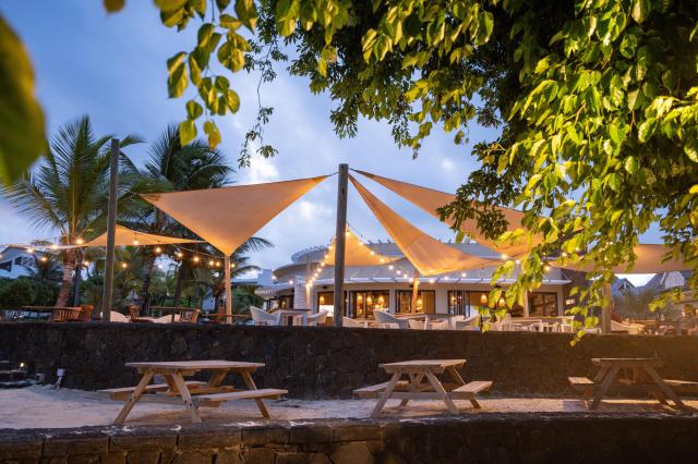 Radisson Blu Azuri Resort